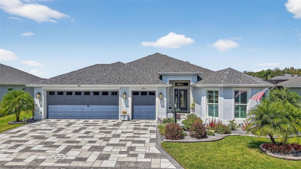 待售: $896,000 (3 贝兹, 2 浴室, 2135 平方英尺)