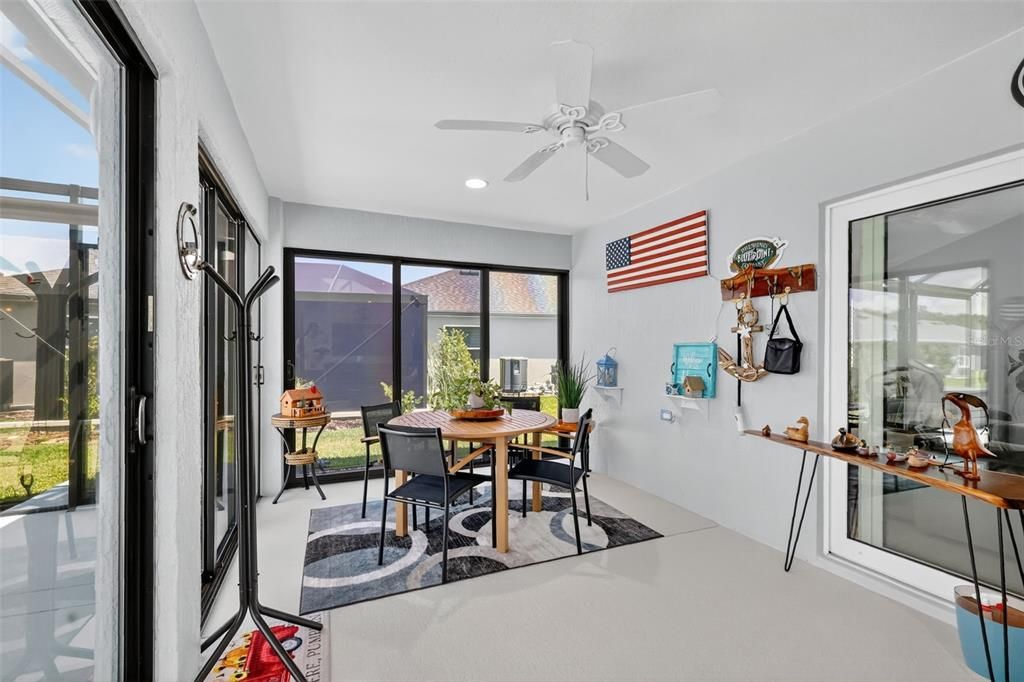 待售: $896,000 (3 贝兹, 2 浴室, 2135 平方英尺)