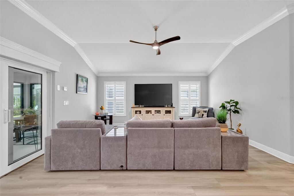 待售: $896,000 (3 贝兹, 2 浴室, 2135 平方英尺)