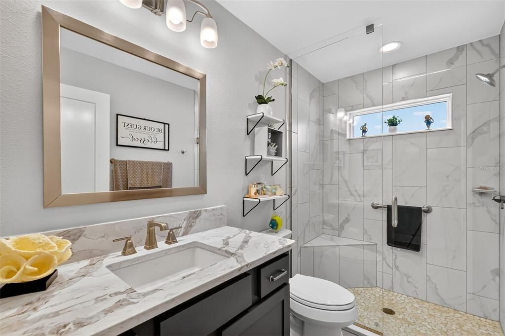 待售: $896,000 (3 贝兹, 2 浴室, 2135 平方英尺)