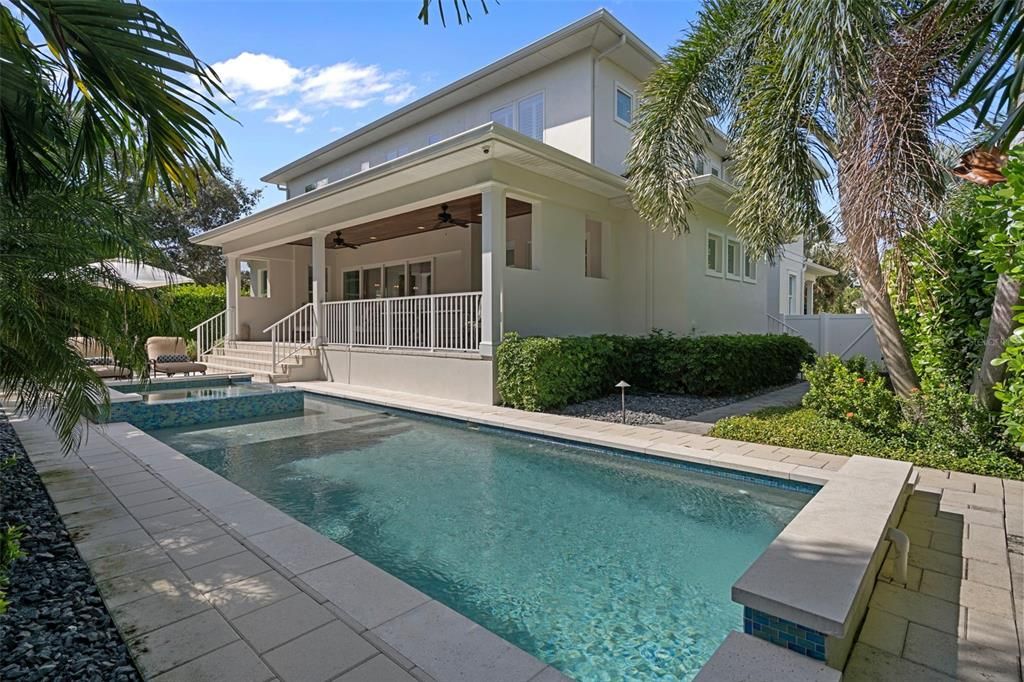 На продажу: $2,795,000 (5 спален, 5 ванн, 4280 Квадратных фут)