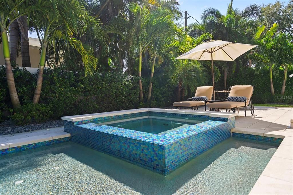 На продажу: $2,795,000 (5 спален, 5 ванн, 4280 Квадратных фут)