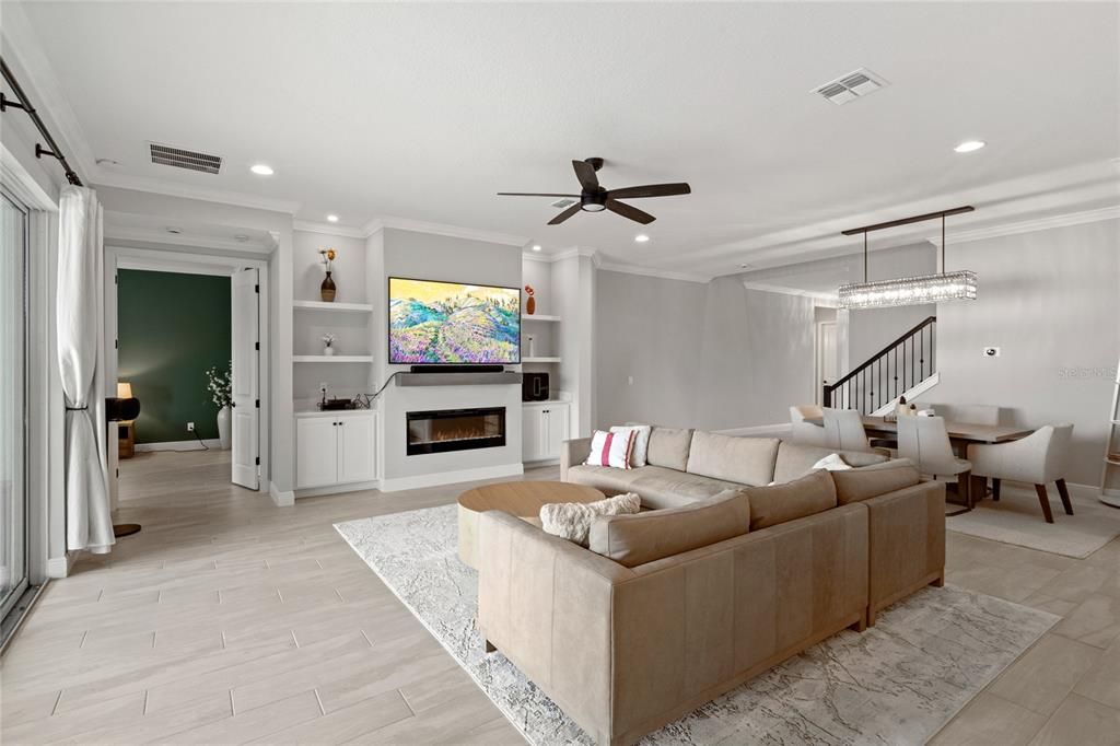 Под контрактом: $985,000 (7 спален, 5 ванн, 4873 Квадратных фут)