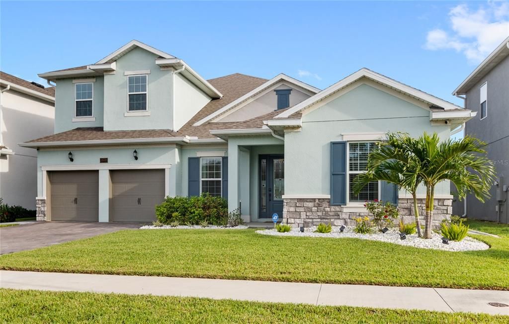 Под контрактом: $985,000 (7 спален, 5 ванн, 4873 Квадратных фут)