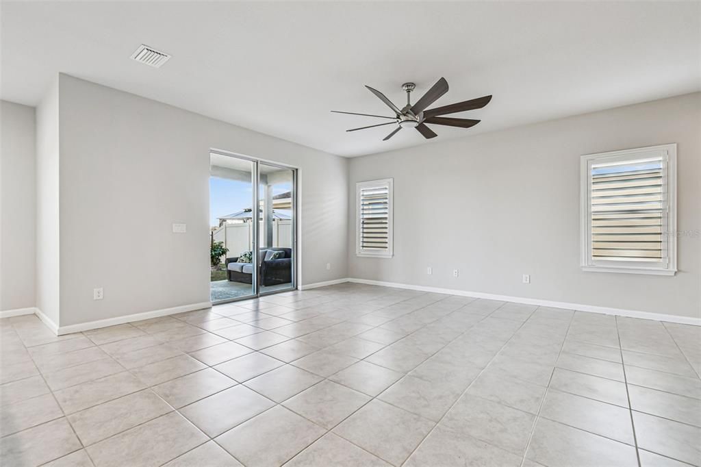Active With Contract: $375,000 (4 beds, 2 baths, 2046 Square Feet)