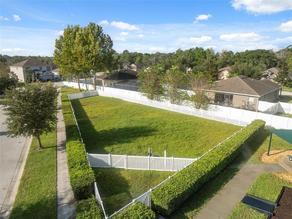 For Sale: $399,000 (4 beds, 3 baths, 1908 Square Feet)