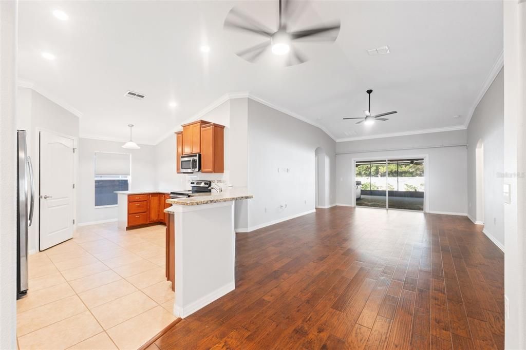 For Sale: $399,000 (4 beds, 3 baths, 1908 Square Feet)