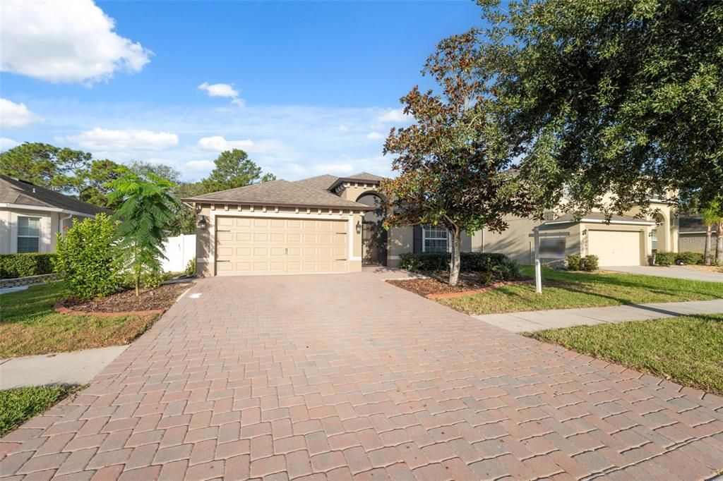 For Sale: $399,000 (4 beds, 3 baths, 1908 Square Feet)
