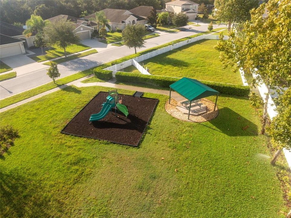 For Sale: $399,000 (4 beds, 3 baths, 1908 Square Feet)