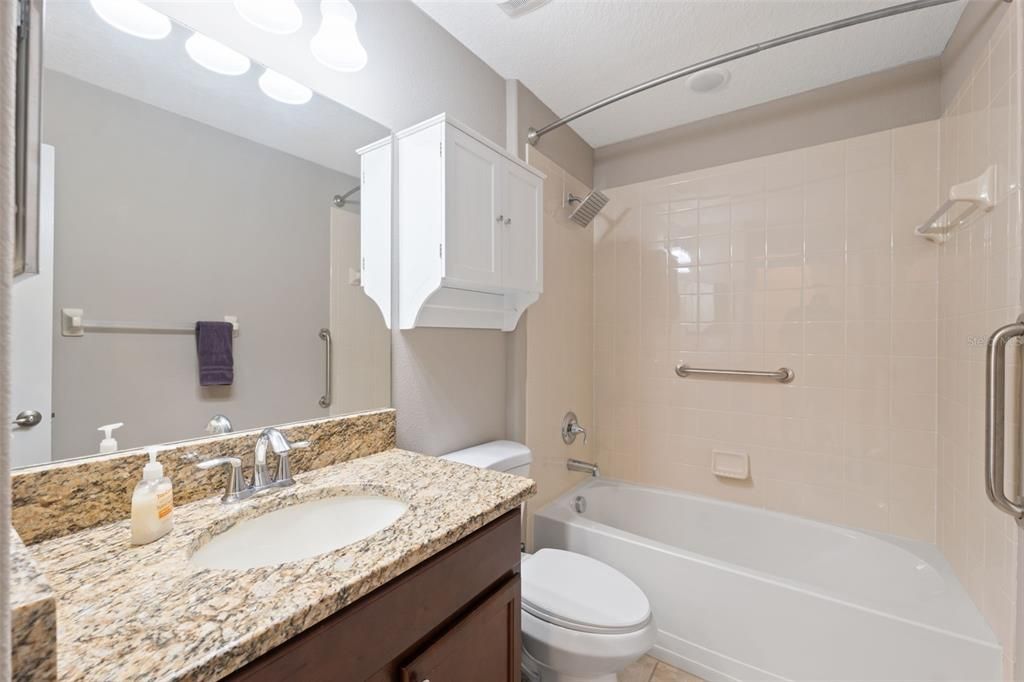 For Sale: $399,000 (4 beds, 3 baths, 1908 Square Feet)