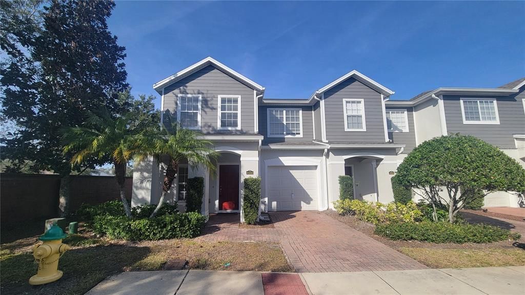 Active With Contract: $2,125 (4 beds, 2 baths, 1960 Square Feet)