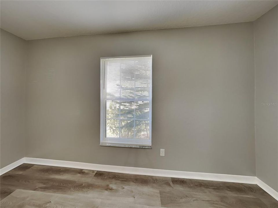 Activo con contrato: $1,599 (3 camas, 2 baños, 1266 Pies cuadrados)