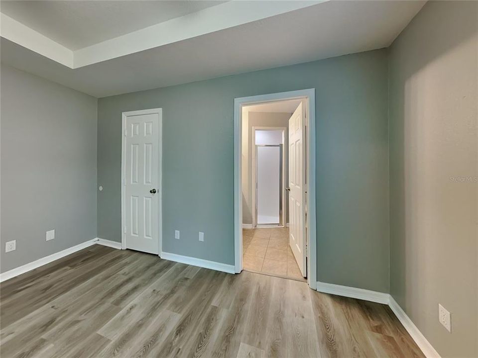 Activo con contrato: $1,599 (3 camas, 2 baños, 1266 Pies cuadrados)