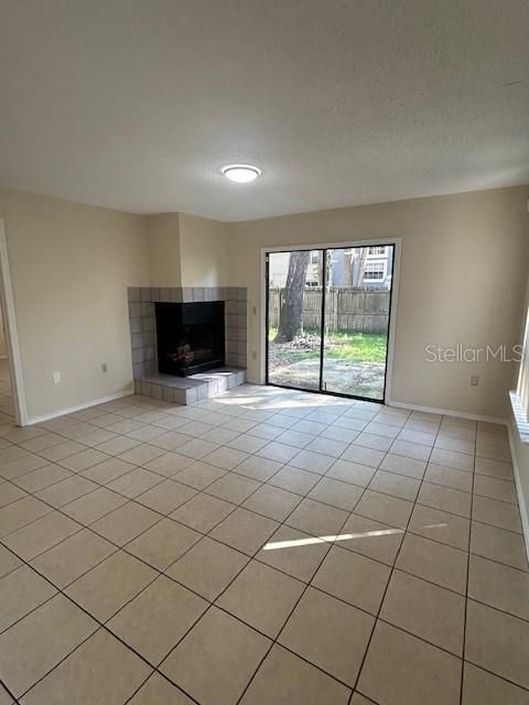 出租: $1,795 (3 贝兹, 2 浴室, 1308 平方英尺)