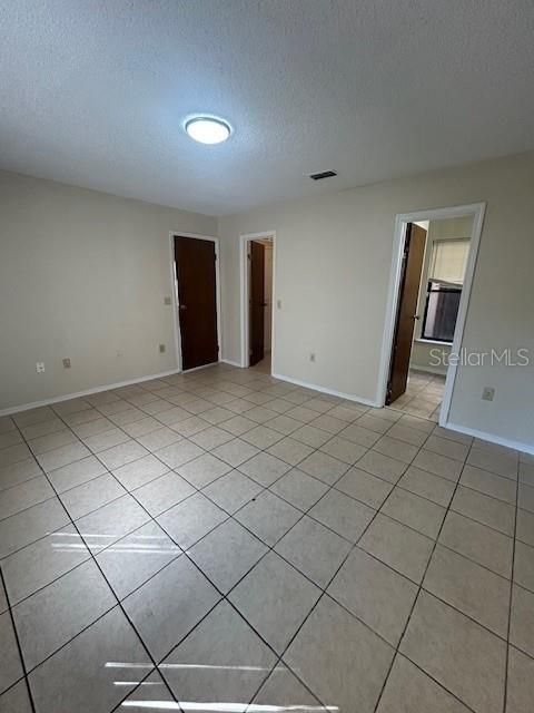 出租: $1,795 (3 贝兹, 2 浴室, 1308 平方英尺)