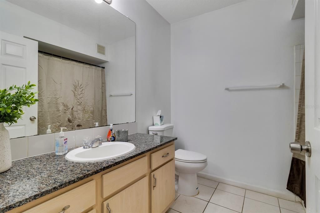 For Sale: $295,000 (3 beds, 2 baths, 1187 Square Feet)