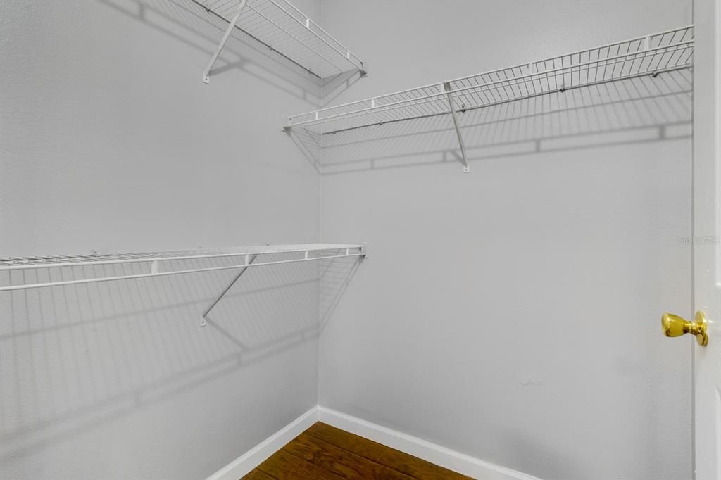 For Sale: $295,000 (3 beds, 2 baths, 1187 Square Feet)