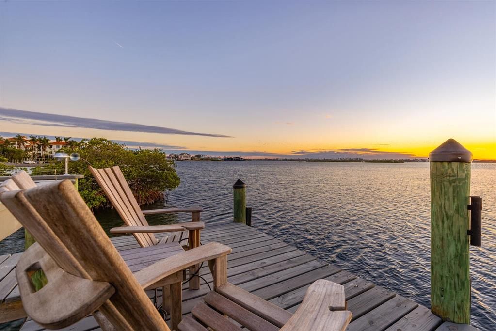 Activo con contrato: $7,750,000 (5 camas, 6 baños, 5892 Pies cuadrados)