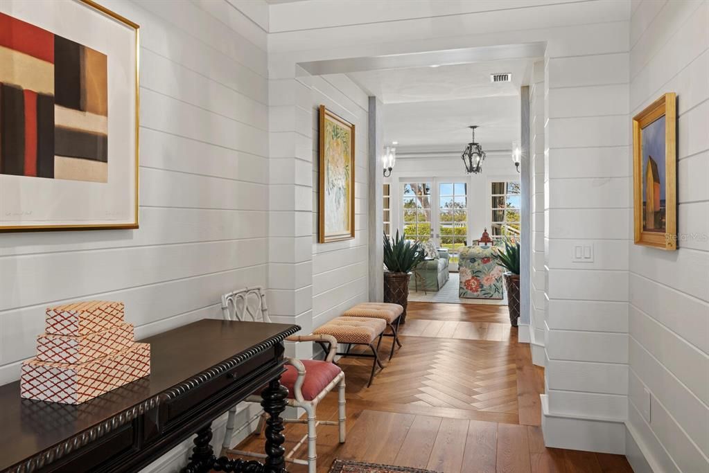 Activo con contrato: $7,750,000 (5 camas, 6 baños, 5892 Pies cuadrados)