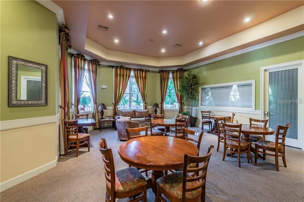 For Rent: $1,500 (1 beds, 1 baths, 636 Square Feet)