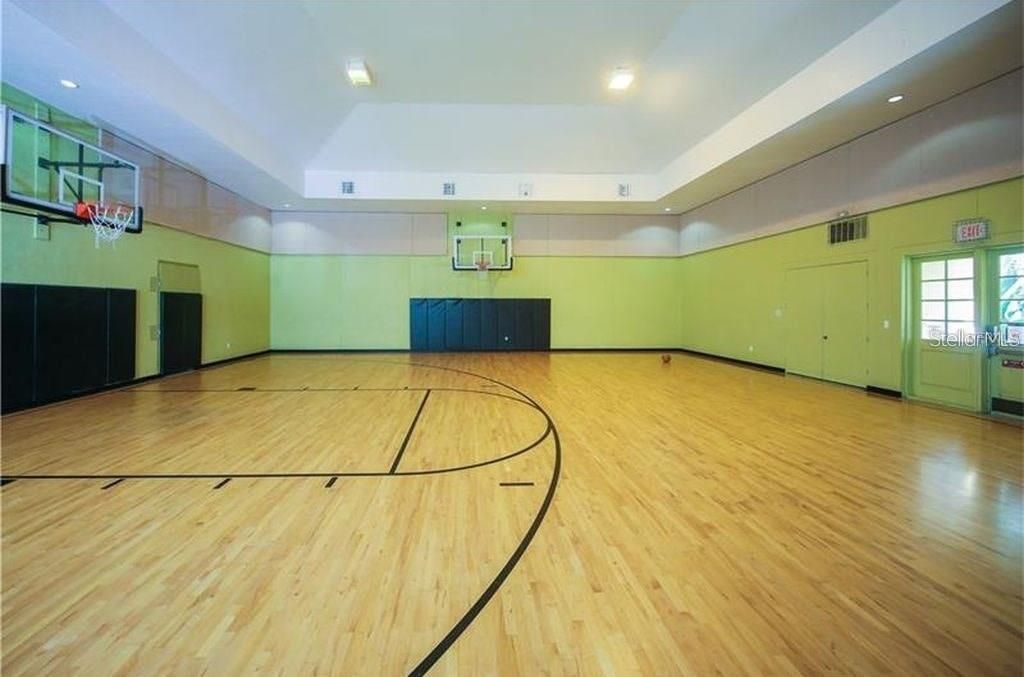 For Rent: $1,500 (1 beds, 1 baths, 636 Square Feet)