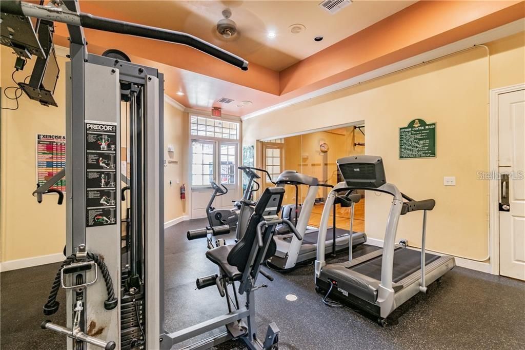 For Rent: $1,500 (1 beds, 1 baths, 636 Square Feet)