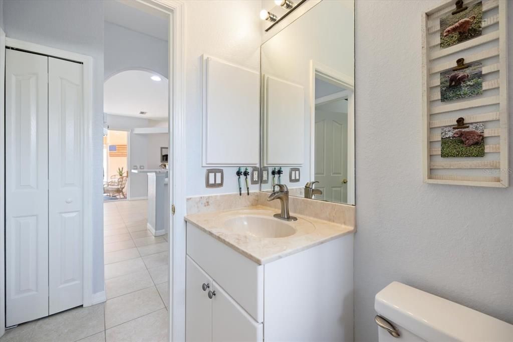 Activo con contrato: $329,900 (3 camas, 2 baños, 1831 Pies cuadrados)