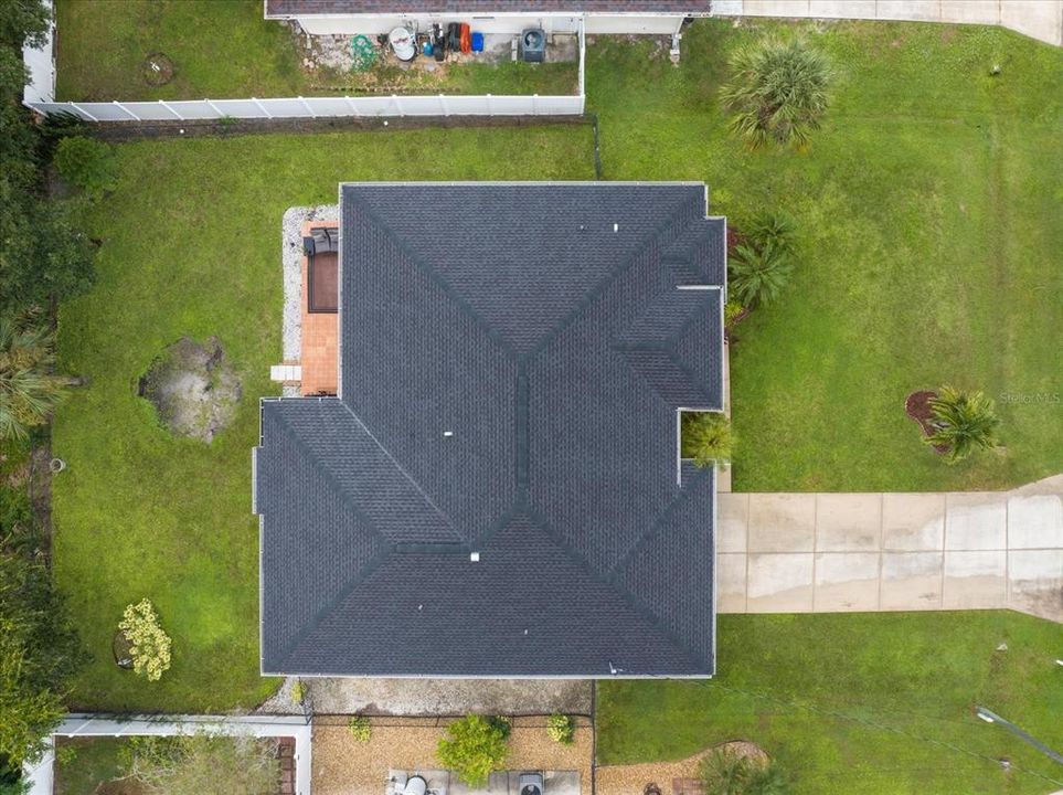 Activo con contrato: $329,900 (3 camas, 2 baños, 1831 Pies cuadrados)