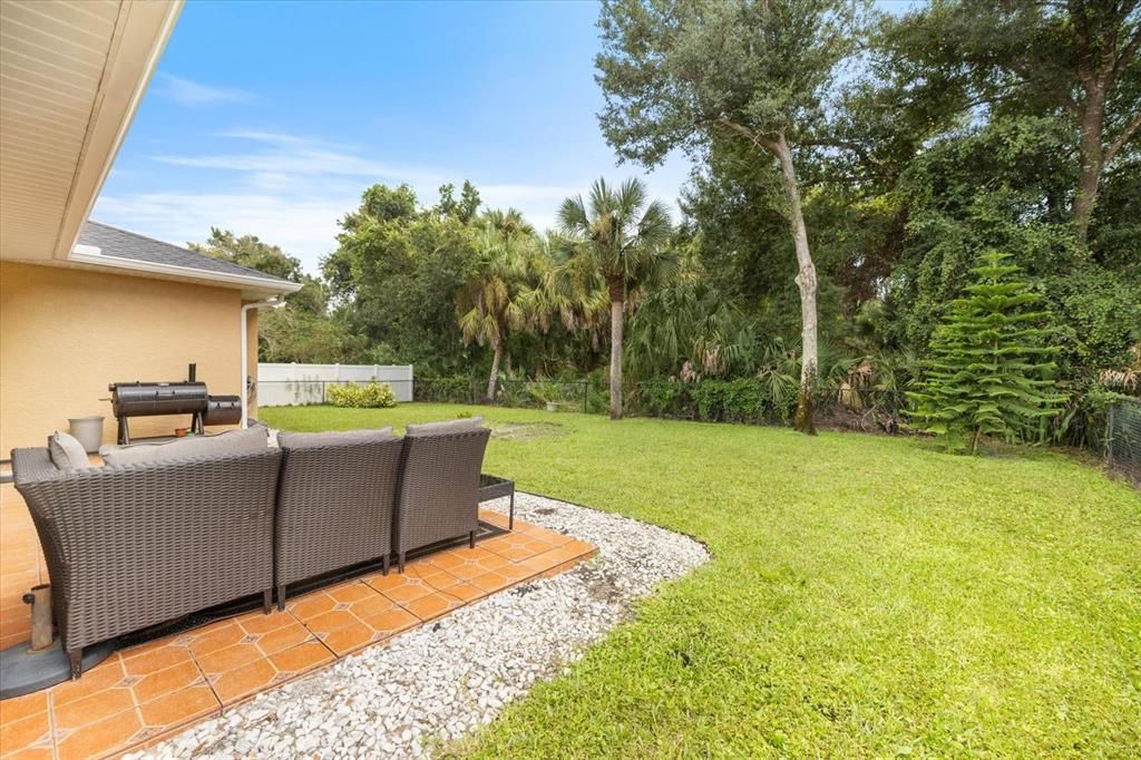 Activo con contrato: $329,900 (3 camas, 2 baños, 1831 Pies cuadrados)