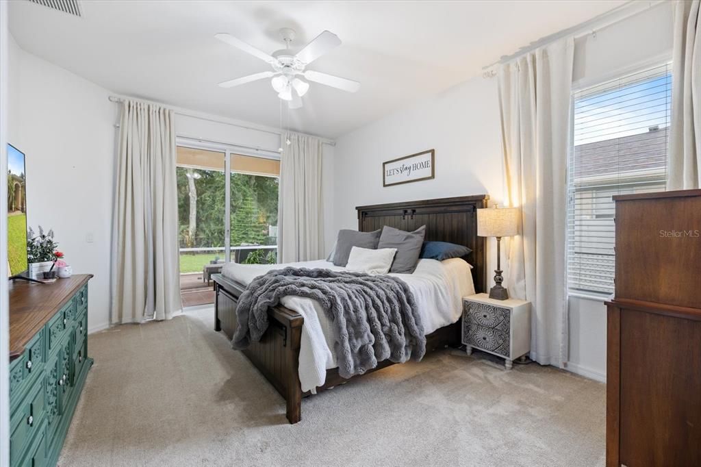 Activo con contrato: $329,900 (3 camas, 2 baños, 1831 Pies cuadrados)