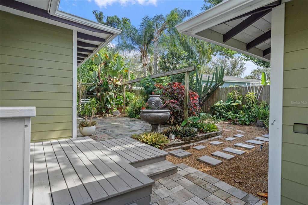 合同活跃: $419,000 (3 贝兹, 2 浴室, 1830 平方英尺)