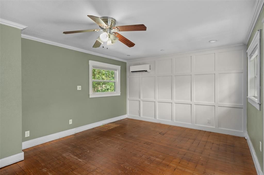 合同活跃: $419,000 (3 贝兹, 2 浴室, 1830 平方英尺)