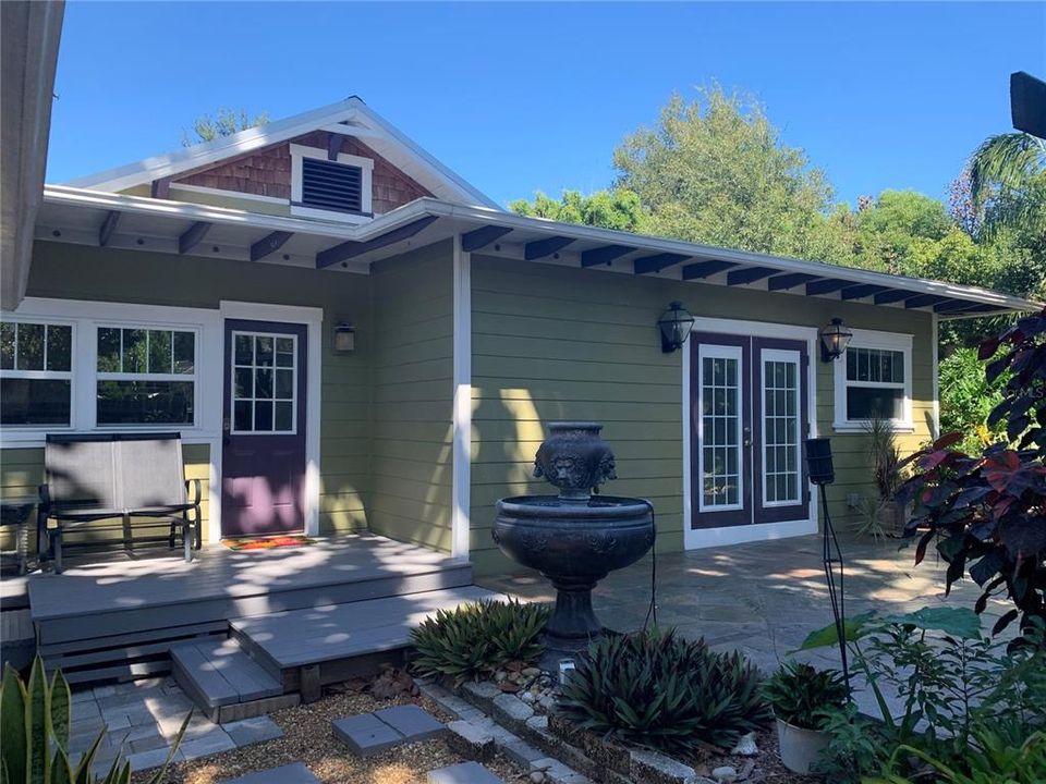 合同活跃: $419,000 (3 贝兹, 2 浴室, 1830 平方英尺)