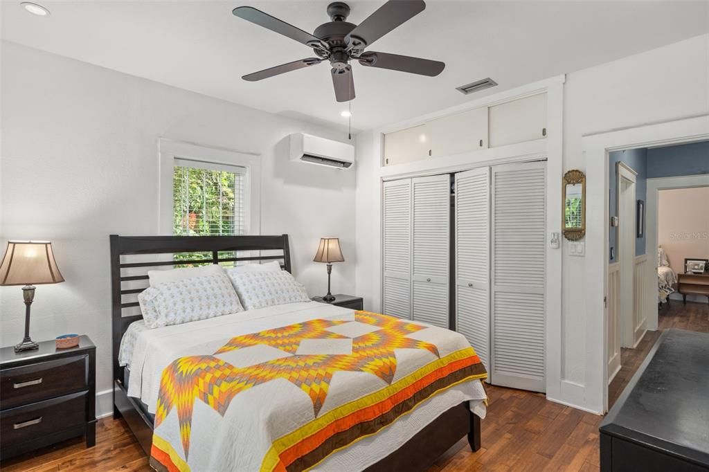 合同活跃: $419,000 (3 贝兹, 2 浴室, 1830 平方英尺)