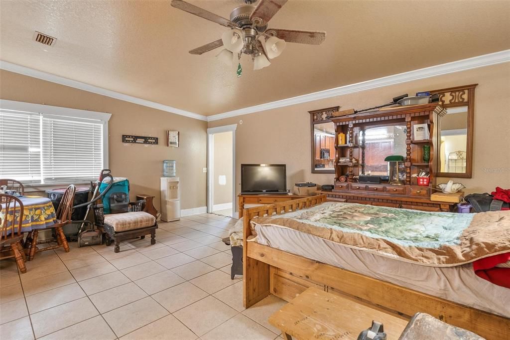 待售: $1,300,000 (3 贝兹, 2 浴室, 1984 平方英尺)