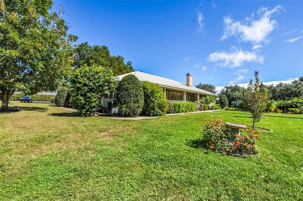 待售: $1,300,000 (3 贝兹, 2 浴室, 1984 平方英尺)