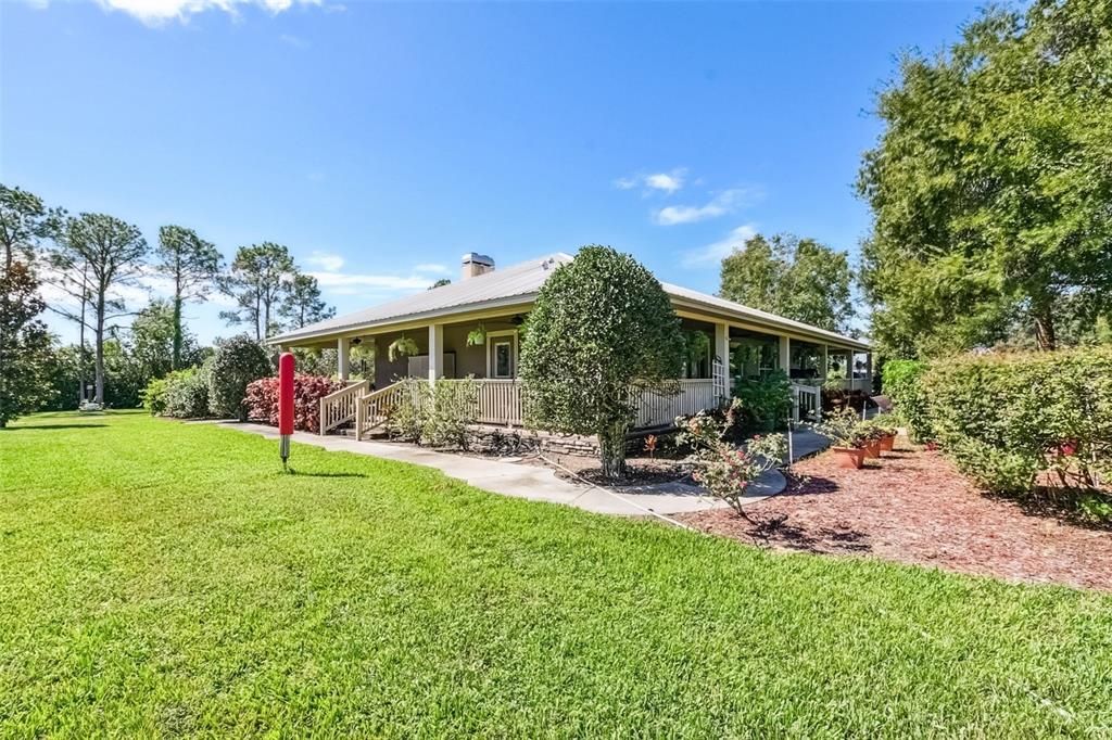 待售: $1,300,000 (3 贝兹, 2 浴室, 1984 平方英尺)