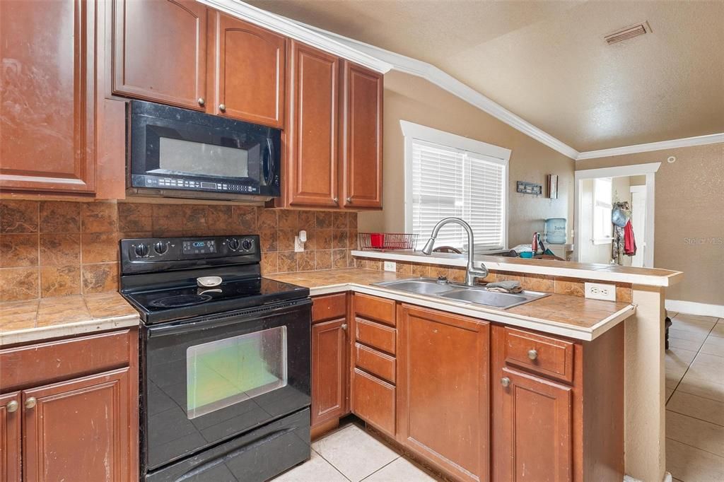 待售: $1,300,000 (3 贝兹, 2 浴室, 1984 平方英尺)