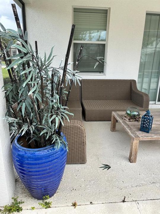 合同活跃: $641,000 (7 贝兹, 6 浴室, 4084 平方英尺)