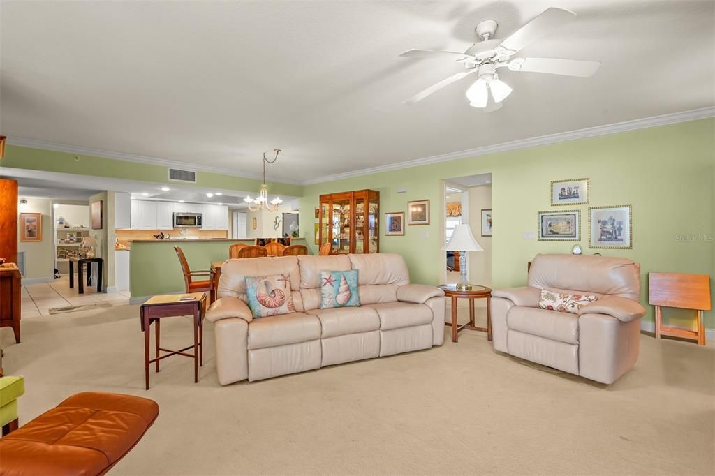 For Sale: $675,000 (3 beds, 3 baths, 2325 Square Feet)