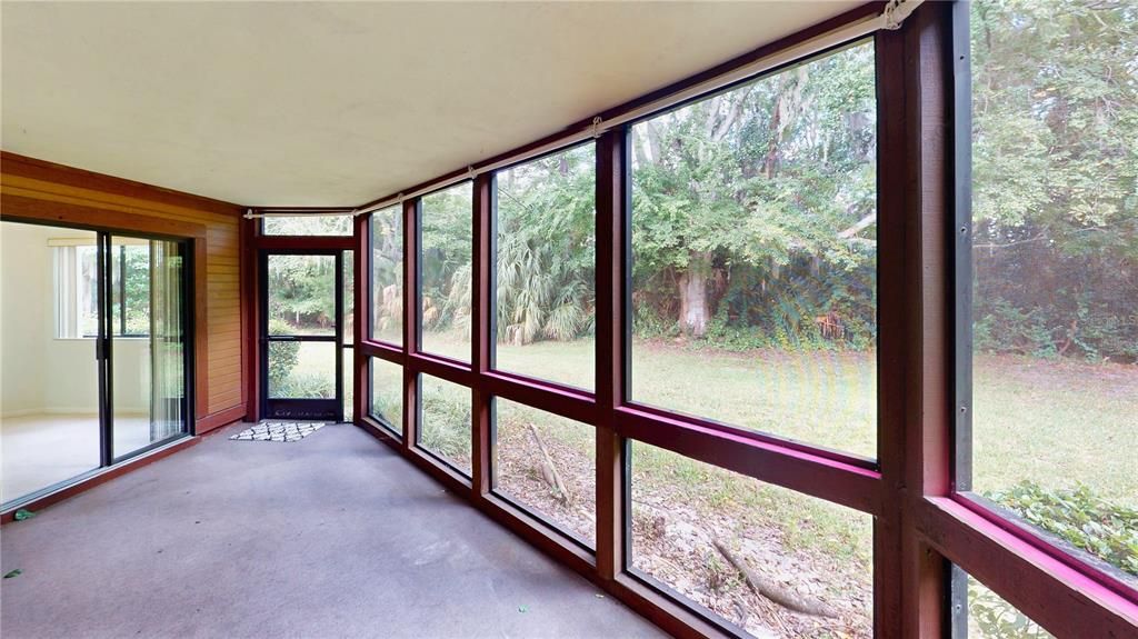 For Sale: $174,900 (2 beds, 2 baths, 1098 Square Feet)