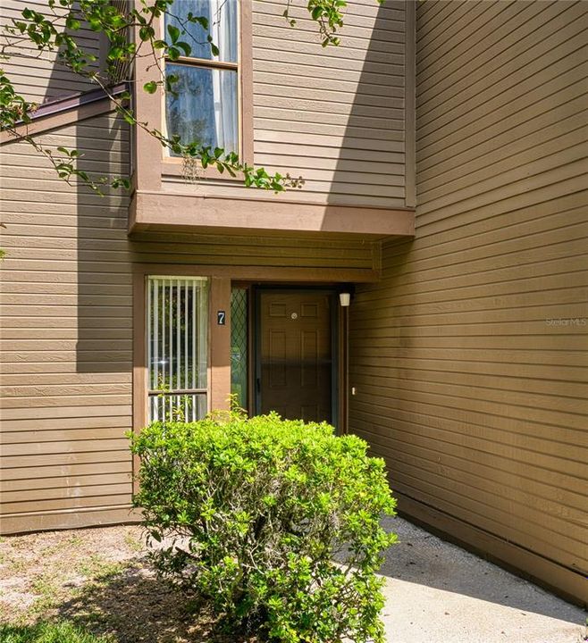 For Sale: $174,900 (2 beds, 2 baths, 1098 Square Feet)