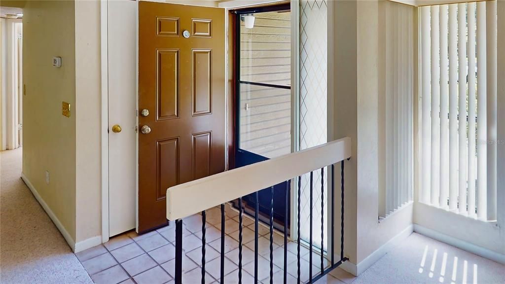 For Sale: $174,900 (2 beds, 2 baths, 1098 Square Feet)