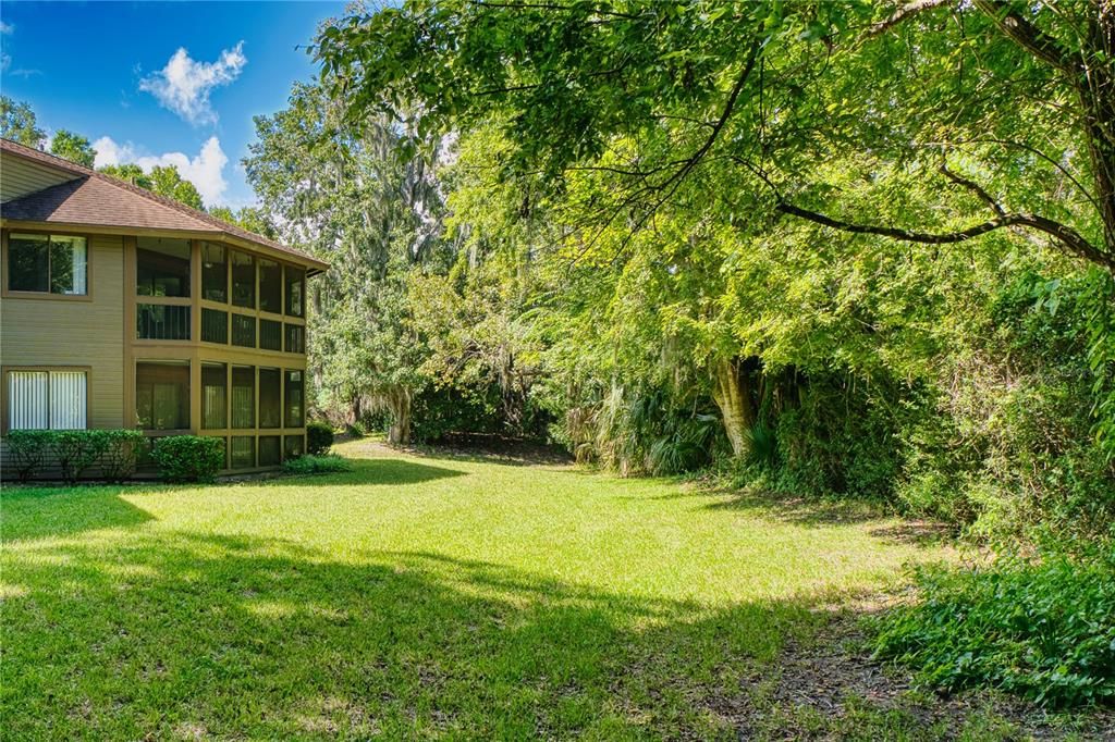 For Sale: $174,900 (2 beds, 2 baths, 1098 Square Feet)