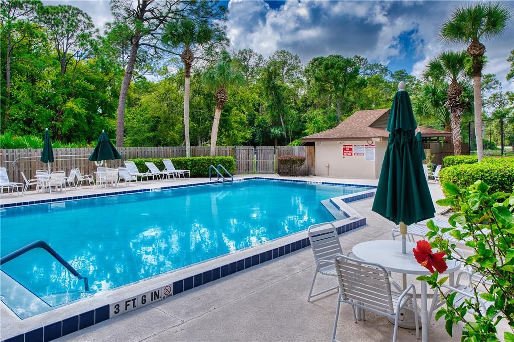 For Sale: $174,900 (2 beds, 2 baths, 1098 Square Feet)