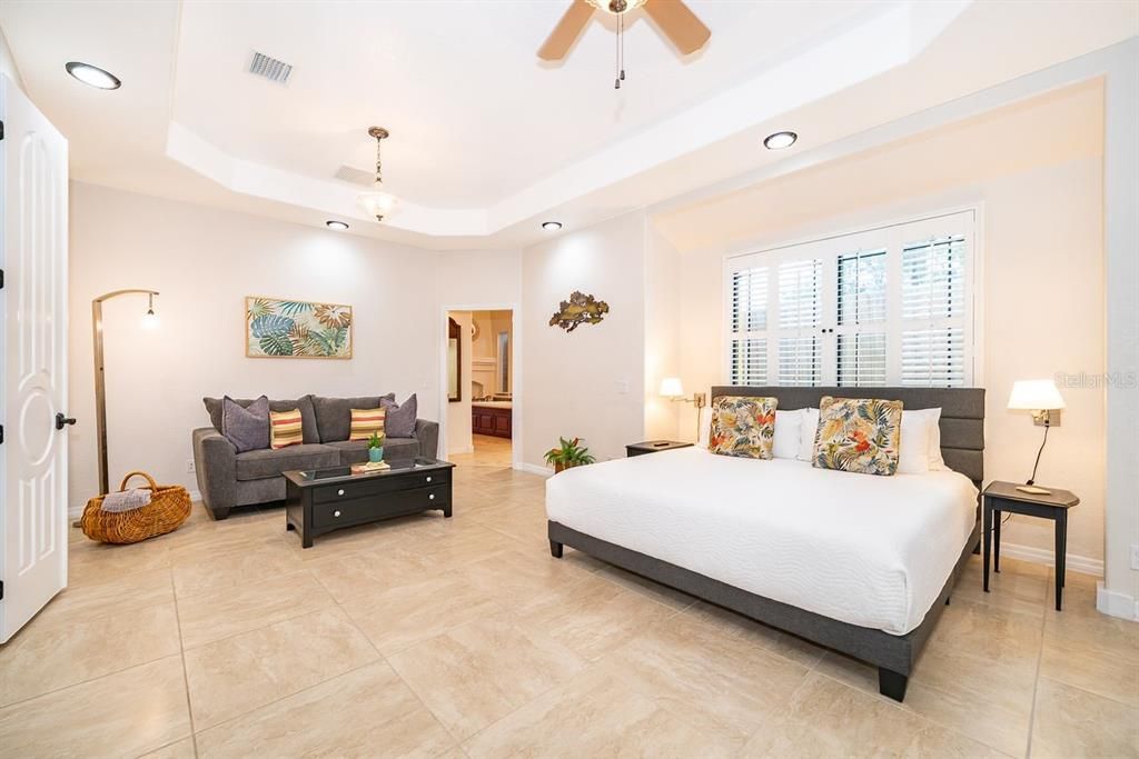 For Rent: $3,799 (3 beds, 2 baths, 2750 Square Feet)