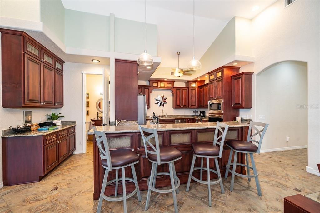 For Rent: $3,799 (3 beds, 2 baths, 2750 Square Feet)