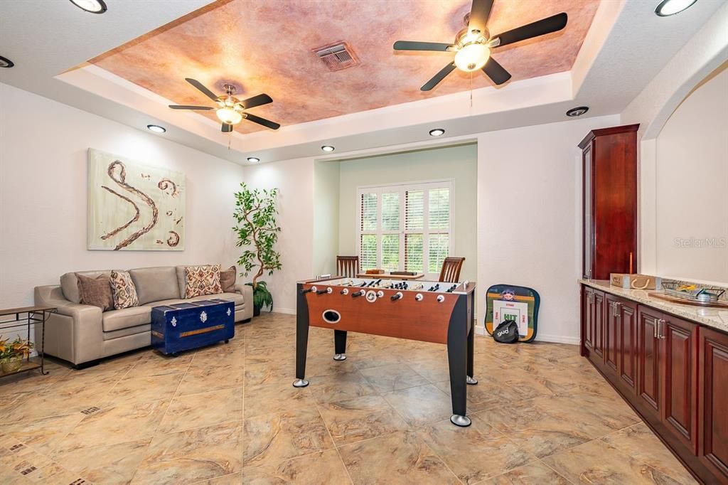 For Rent: $3,799 (3 beds, 2 baths, 2750 Square Feet)