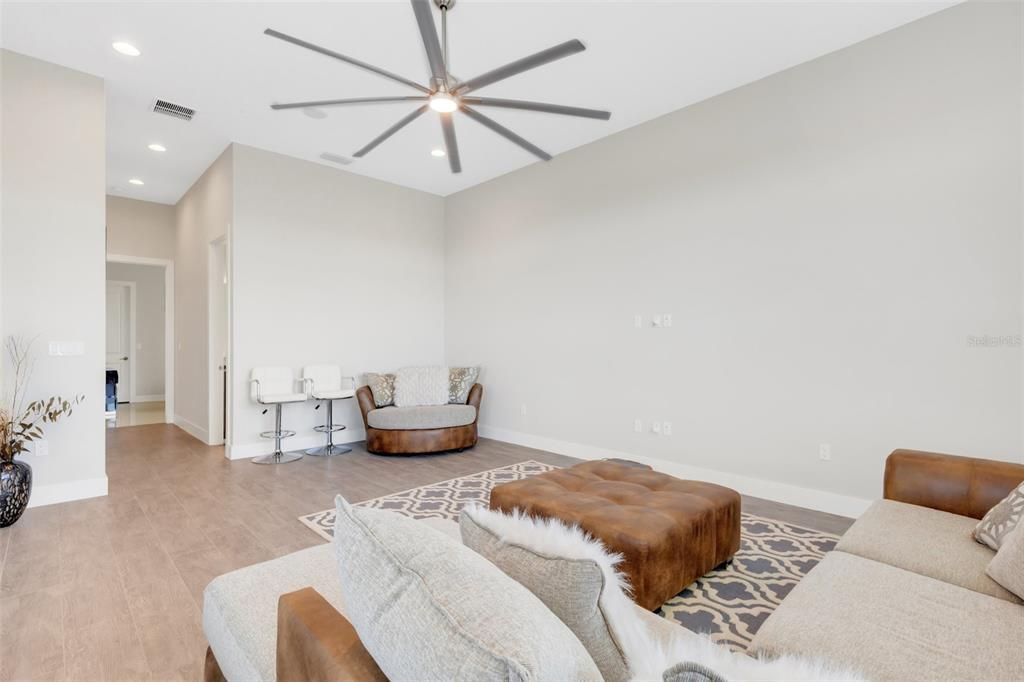 For Sale: $1,399,000 (3 beds, 4 baths, 3663 Square Feet)