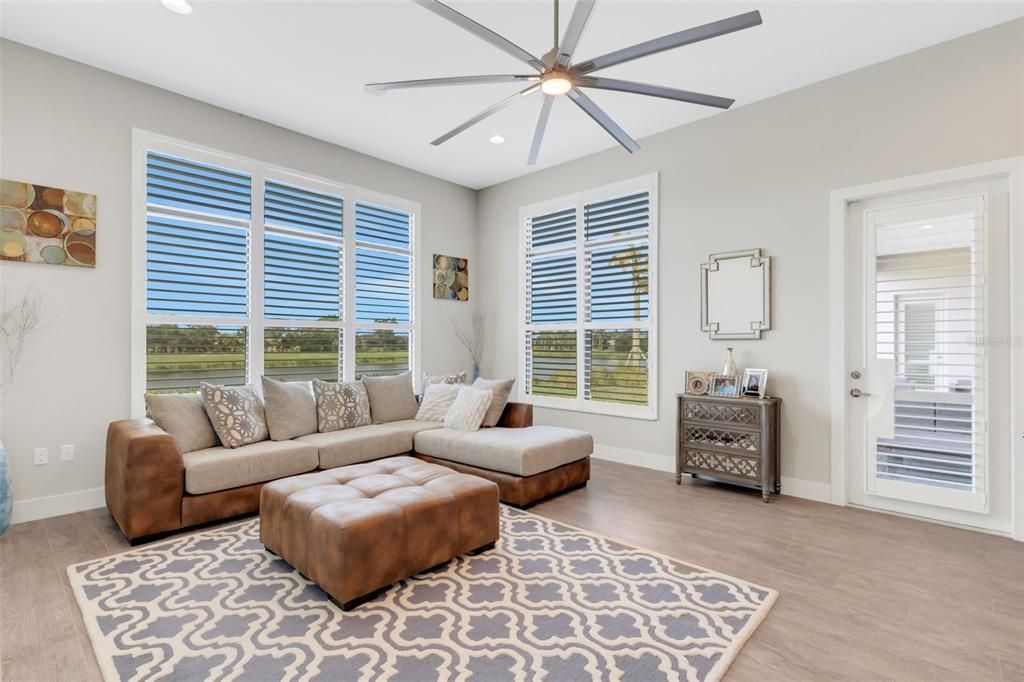 For Sale: $1,399,000 (3 beds, 4 baths, 3663 Square Feet)